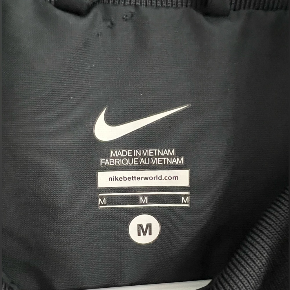 Nike grey and White‎ Windbreaker Jacket - Picture 2 of 4